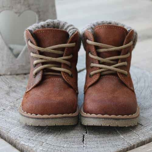 Girls brown outlet suede boots